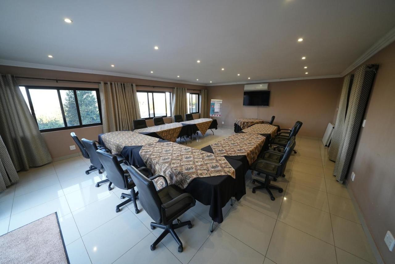 Over The Moon Guesthouse Johannesbourg Extérieur photo