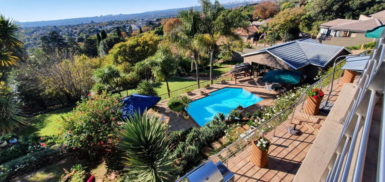 Over The Moon Guesthouse Johannesbourg Extérieur photo